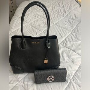 Michael Kors Medium Black Leather Tote Bag And Wallet